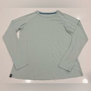Women’s M - UPF 50+ Free Fly Long Sleeve